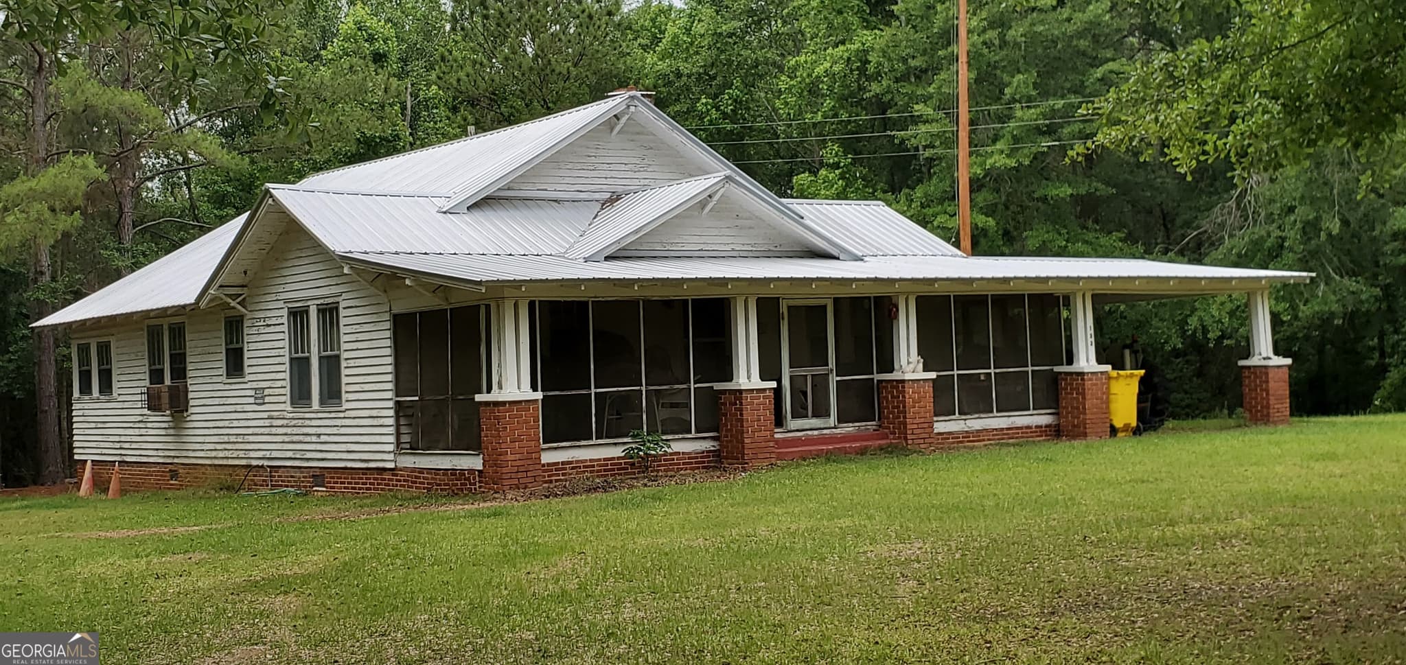 2 bedroom, 2 bathroom, 1,435 sq ft single family residence for sale at 132 N Ocmulgee Boulevard, Jacksonville, GA 31544 — photo 3