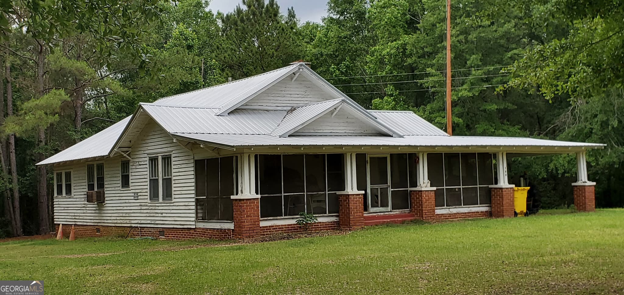 2 bedroom, 2 bathroom, 1,435 sq ft single family residence for sale at 132 N Ocmulgee Boulevard, Jacksonville, GA 31544 — photo 4