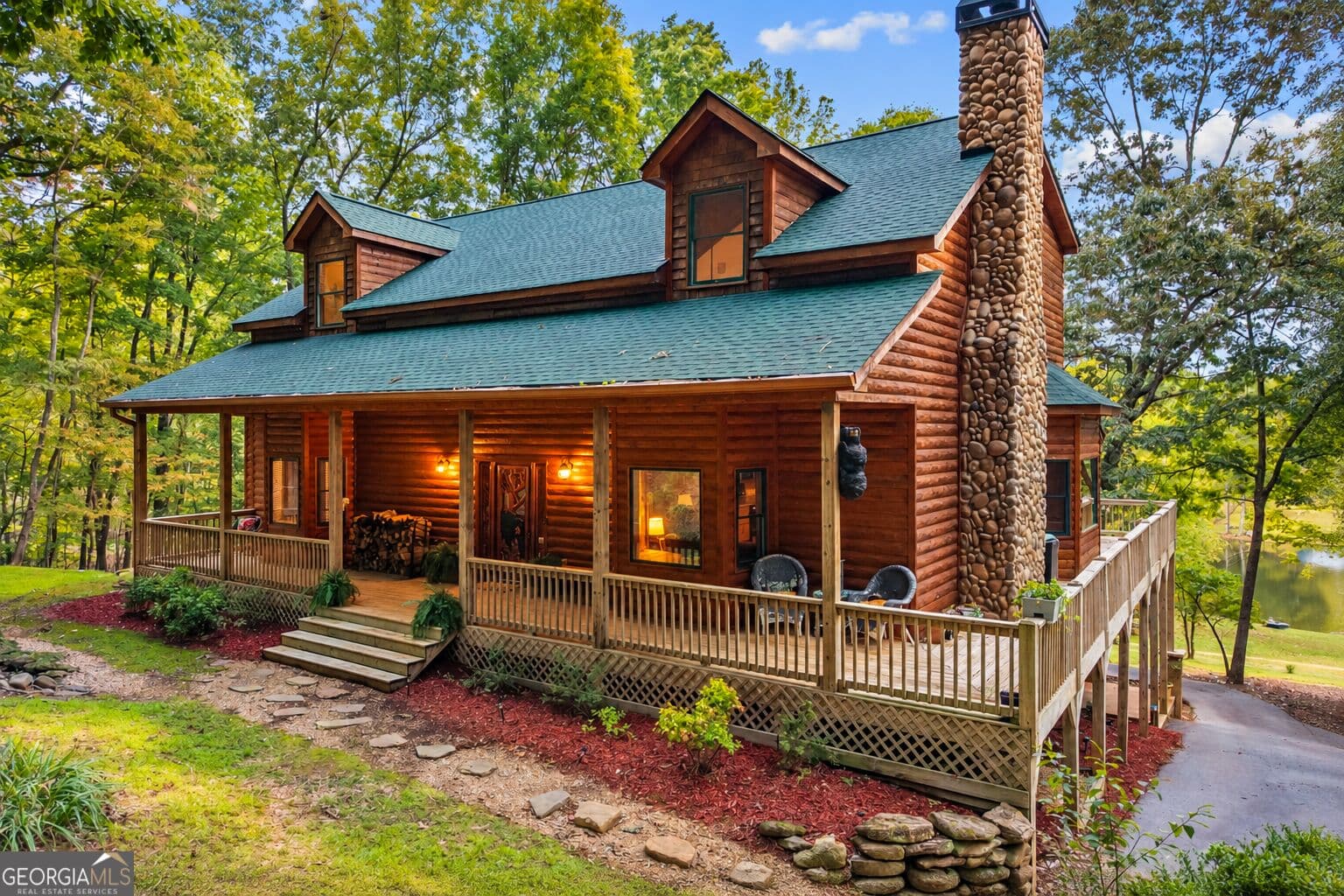 4 bedroom, 4.5 bathroom, 4,516 sq ft cabin,single family residence for sale at 94 Autumn Hill Drive, Sautee Nacoochee, GA 30571 — photo 2