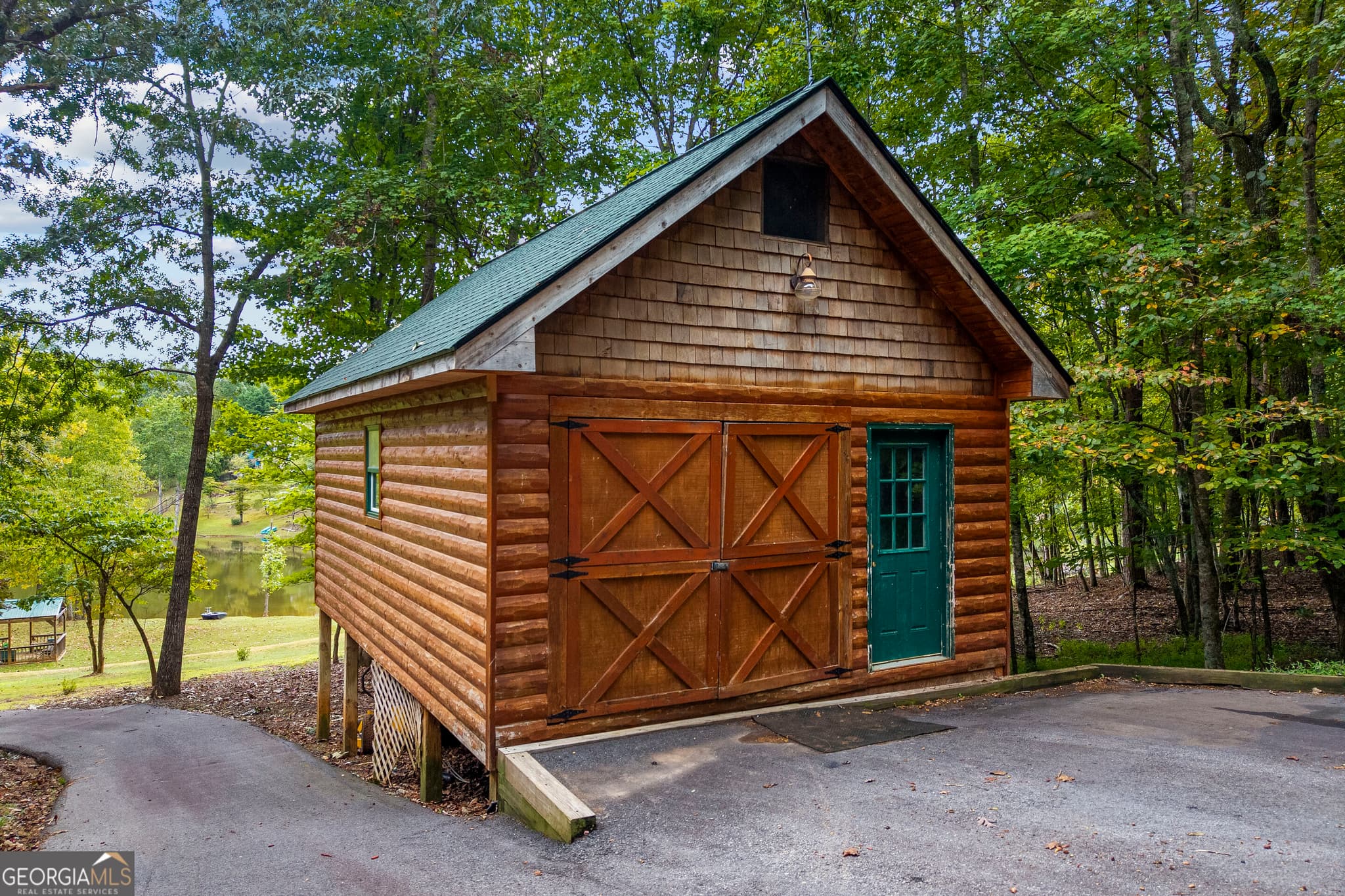 4 bedroom, 4.5 bathroom, 4,516 sq ft cabin,single family residence for sale at 94 Autumn Hill Drive, Sautee Nacoochee, GA 30571 — photo 6
