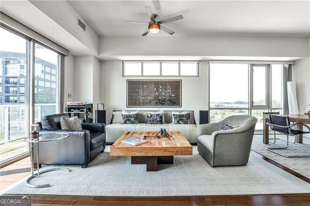 2 bedroom, 2 bathroom, 1,450 sq ft condominium for sale at 1100 Howell Mill Road 614, Atlanta, GA 30318 — photo 6