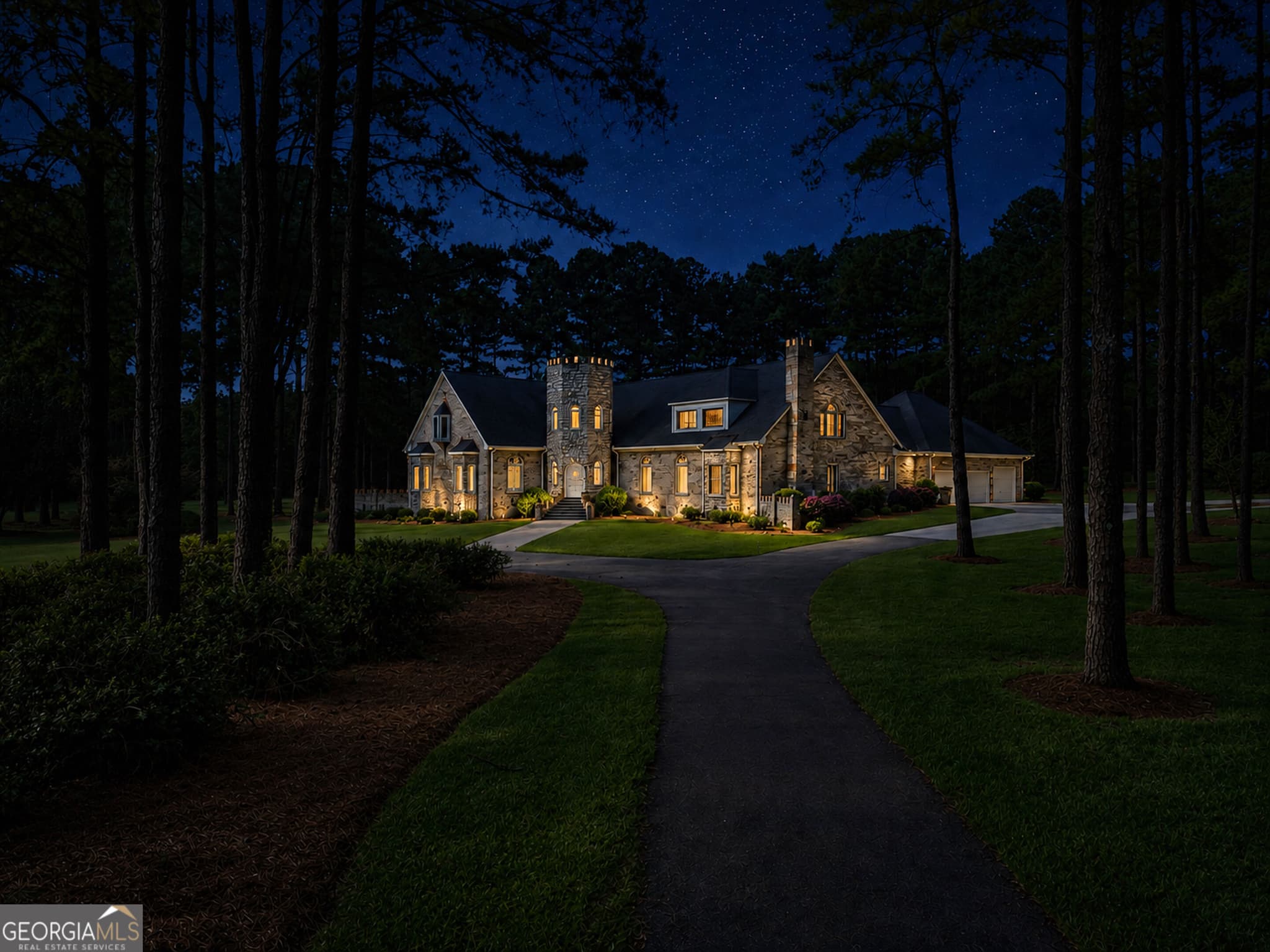 8 bedroom, 6 bathroom, 7,401 sq ft single family residence for sale at 561 Chula Brookfield Road, Chula, GA 31733 — photo 2