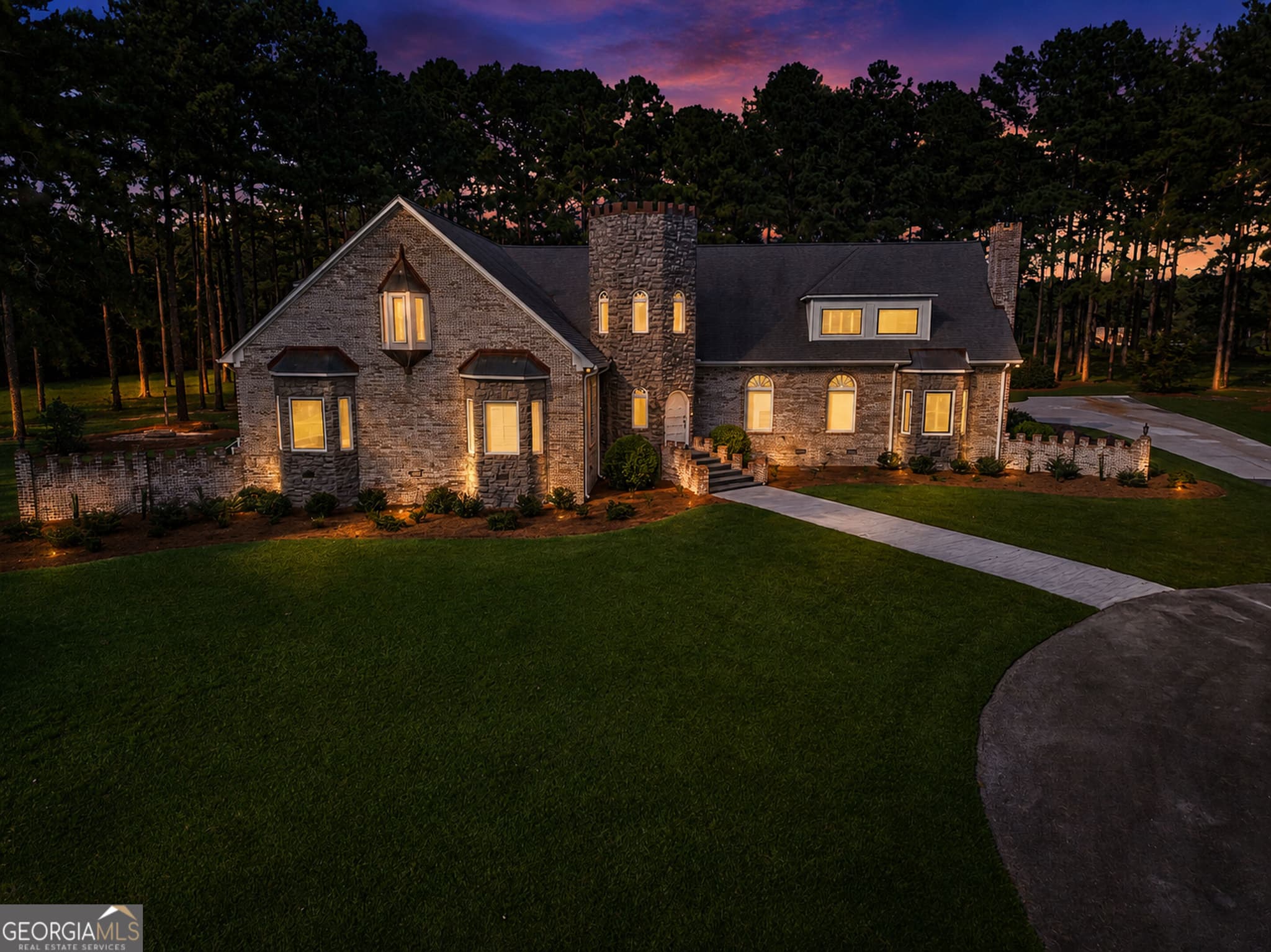 8 bedroom, 6 bathroom, 7,401 sq ft single family residence for sale at 561 Chula Brookfield Road, Chula, GA 31733 — photo 4