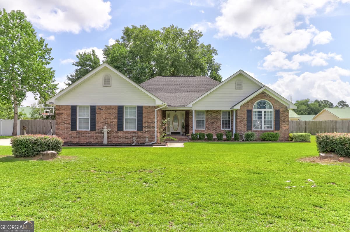 106 Oxford Circle, Rincon, GA 31326 — most recent listing photo