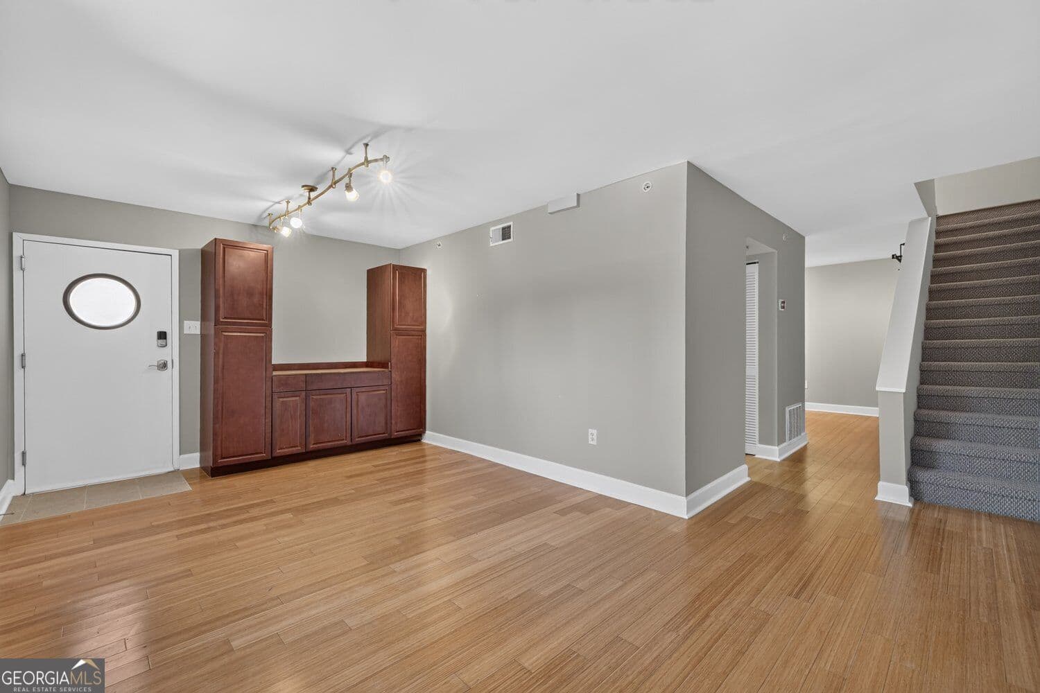 2 bedroom, 1.5 bathroom, 1,125 sq ft condominium for sale at 381 Ralph Mcgill Boulevard C, Atlanta, GA 30312 — photo 10