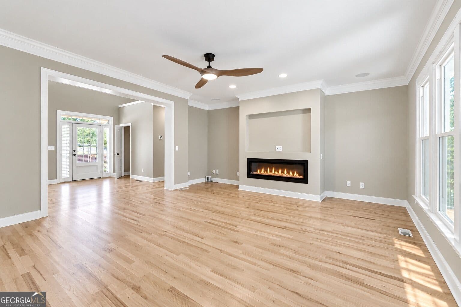 5 bedroom, 3.5 bathroom, 3,906 sq ft single family residence for sale at 420 Bay Grove Road, Loganville, GA 30052 — photo 10