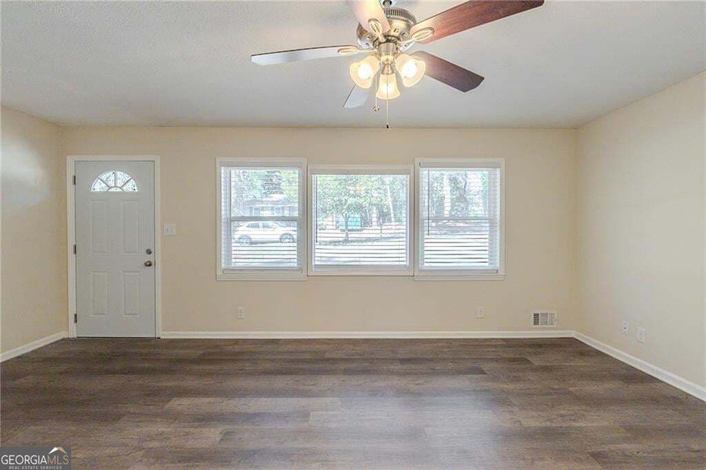 3 bedroom, 1 bathroom, 960 sq ft single family residence for rent at 158 Polar Rock Drive, Atlanta, GA 30315 for $1,850 a month — photo 3