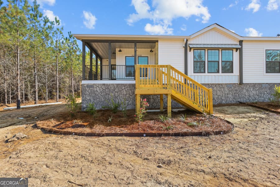 3 bedroom, 2 bathroom, 2,112 sq ft single family residence under contract at 1262 Penny Morris Road, Baxley, GA 31513 — photo 7