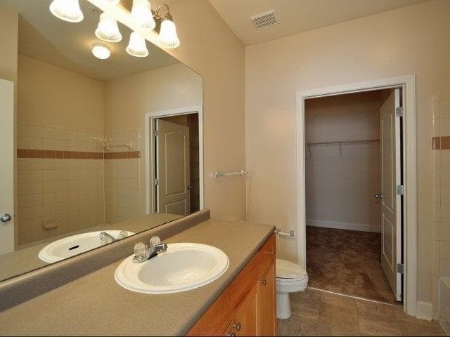1 bedroom, 1 bathroom, 727 sq ft apartment for rent at 2676 Milscott Drive 0426, Decatur, GA 30033 for $1,470 a month — photo 9