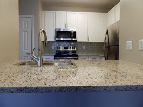 1 bedroom, 1 bathroom, 778 sq ft apartment for rent at 6210 Peachtree Dunwoody Road 0451, Sandy Springs, GA 30328 for $1,620 a month — photo 2