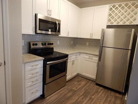 1 bedroom, 1 bathroom, 778 sq ft apartment for rent at 6210 Peachtree Dunwoody Road 0451, Sandy Springs, GA 30328 for $1,620 a month — photo 3