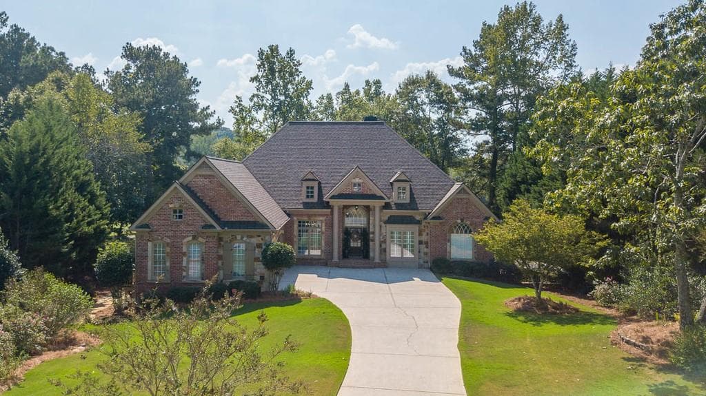 6920 Sunbriar Drive, Cumming, GA 30040 — most recent listing photo