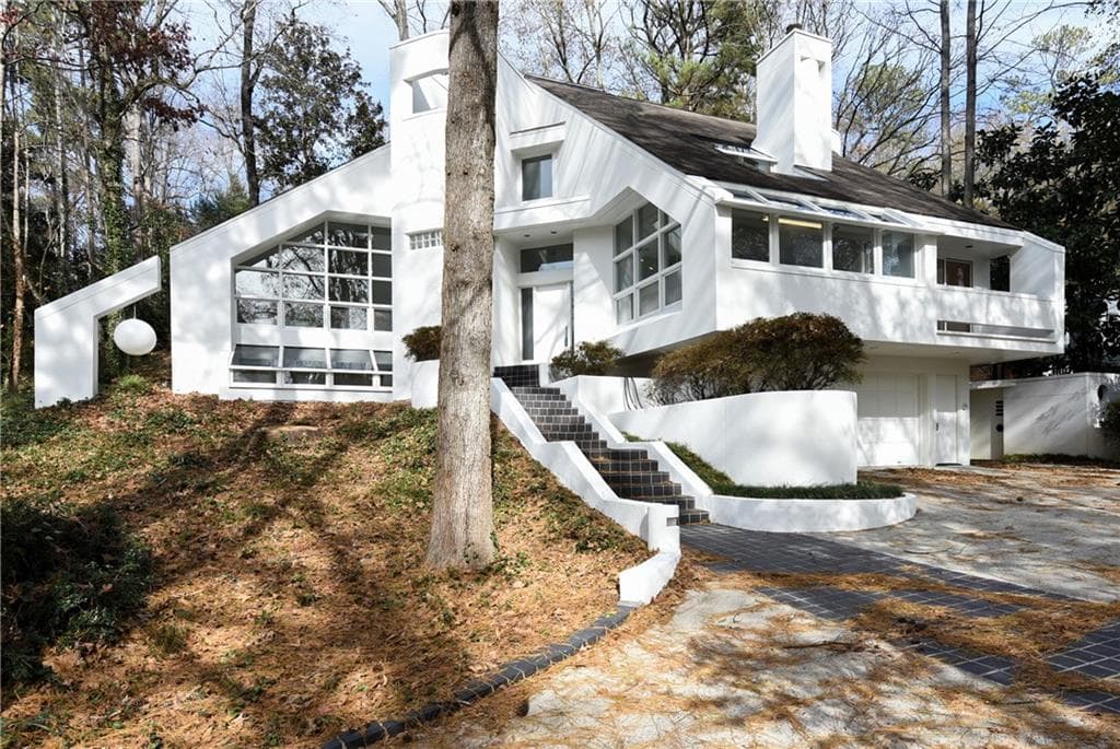 423 Hillside Drive, Atlanta, GA 30342 — most recent listing photo