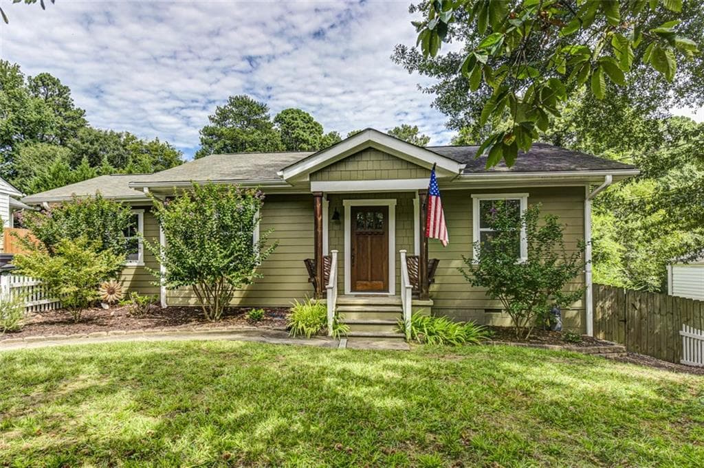 3 bedroom, 2 bathroom, 1,381 sq ft single family residence sold at 1734 8TH Street, Atlanta, GA 30341