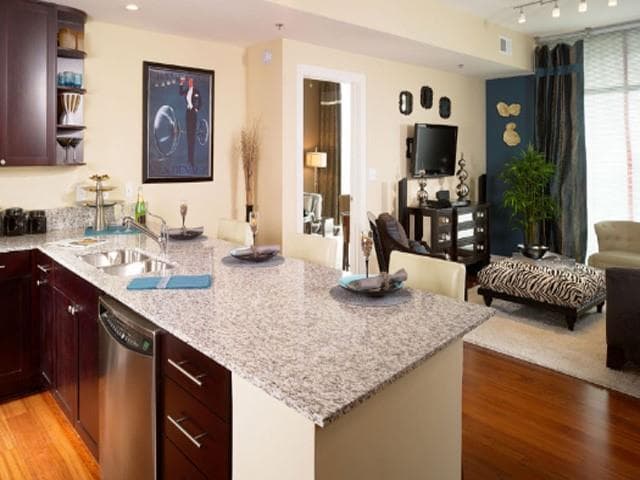 1 bedroom, 1 bathroom, 865 sq ft apartment for rent at 3242 Peachtree Road 0610, Atlanta, GA 30305 for $2,496 a month — photo 2