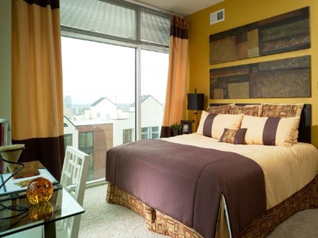 1 bedroom, 1 bathroom, 865 sq ft apartment for rent at 3242 Peachtree Road 0610, Atlanta, GA 30305 for $2,496 a month — photo 8