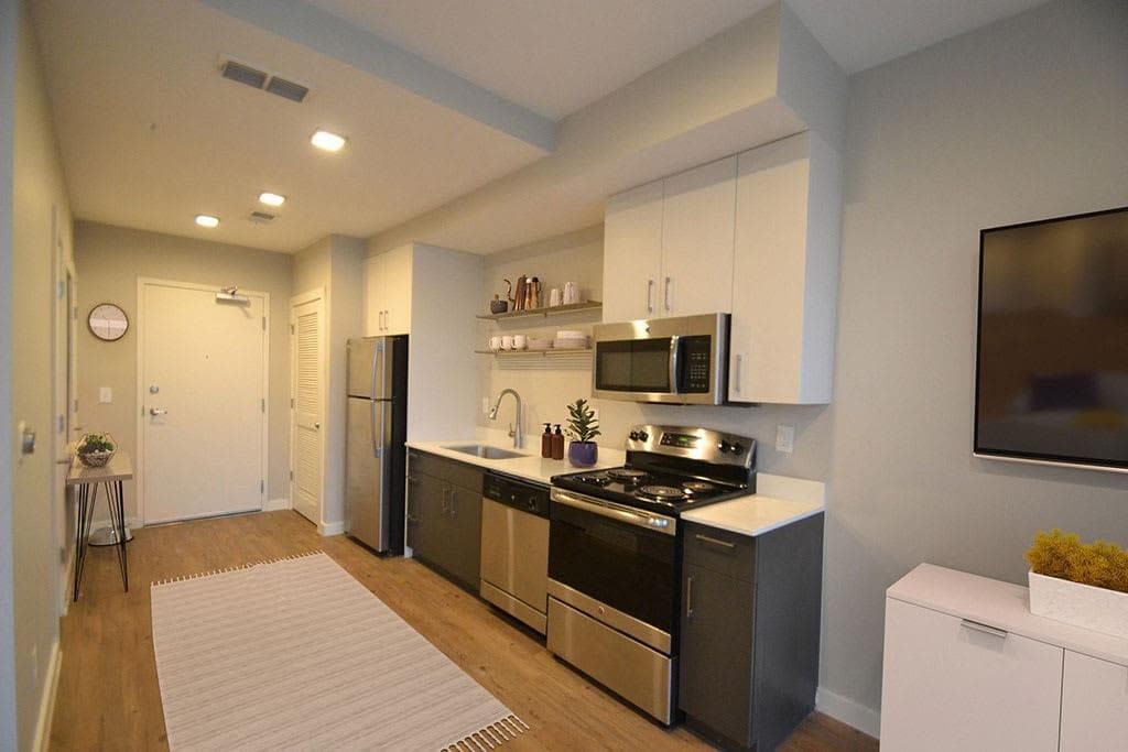 2 bedroom, 2 bathroom, 756 sq ft apartment for rent at 301 Memorial Drive 275-409, Atlanta, GA 30312 for $1,802 a month — photo 3