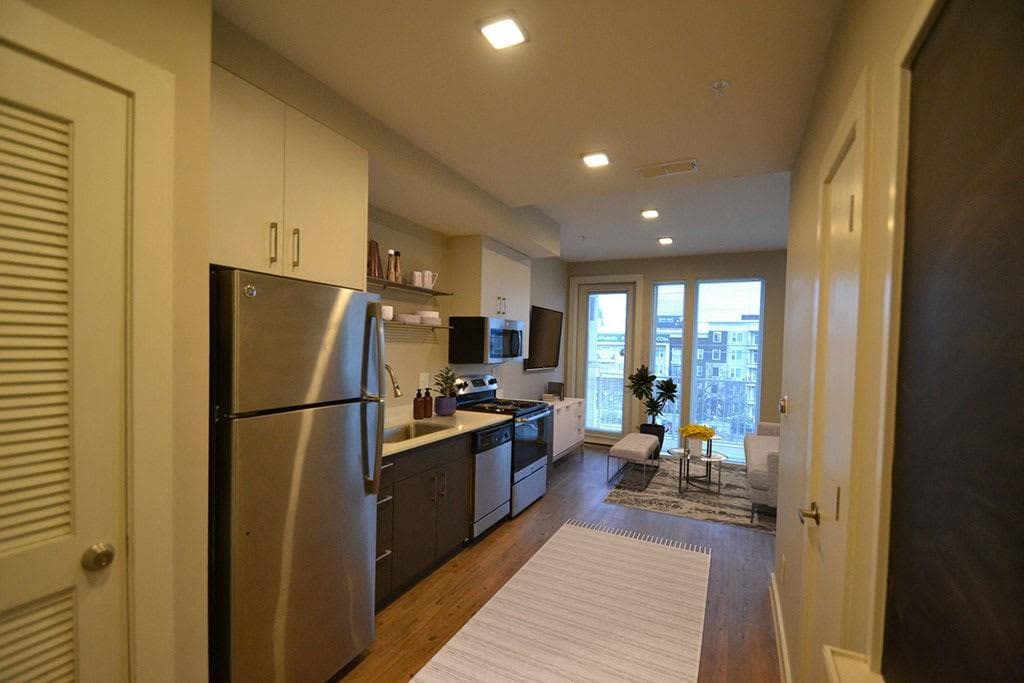 2 bedroom, 2 bathroom, 756 sq ft apartment for rent at 301 Memorial Drive 275-409, Atlanta, GA 30312 for $1,802 a month — photo 5