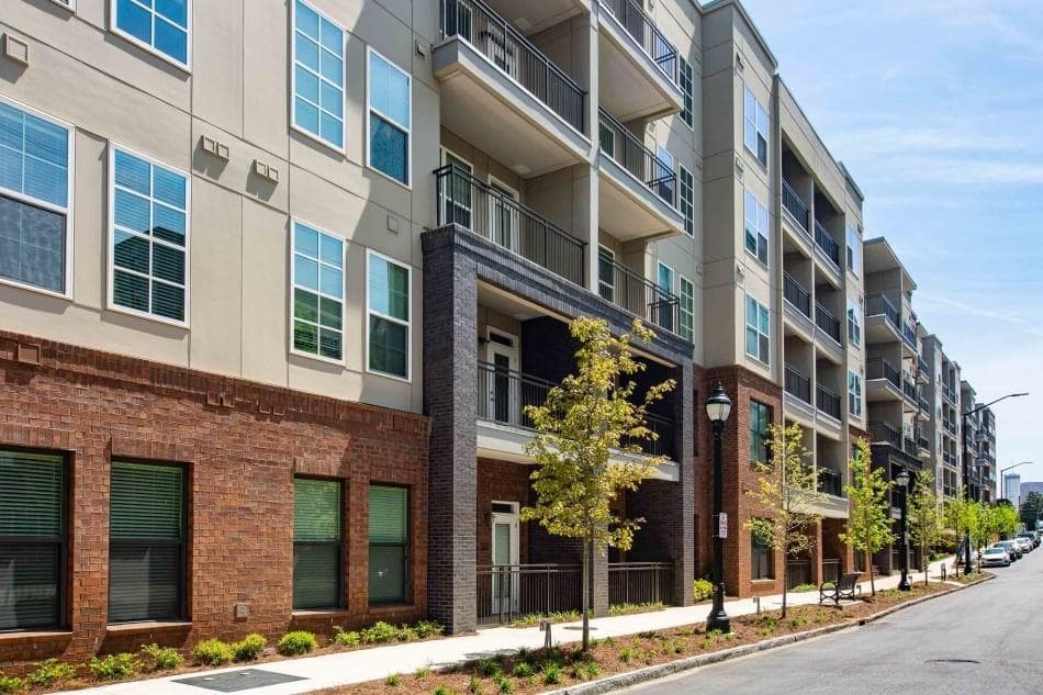 1 bedroom, 1 bathroom, 819 sq ft apartment for rent at 871 3rd Street 1344, Atlanta, GA 30318 for $1,932 a month — photo 1 of 27