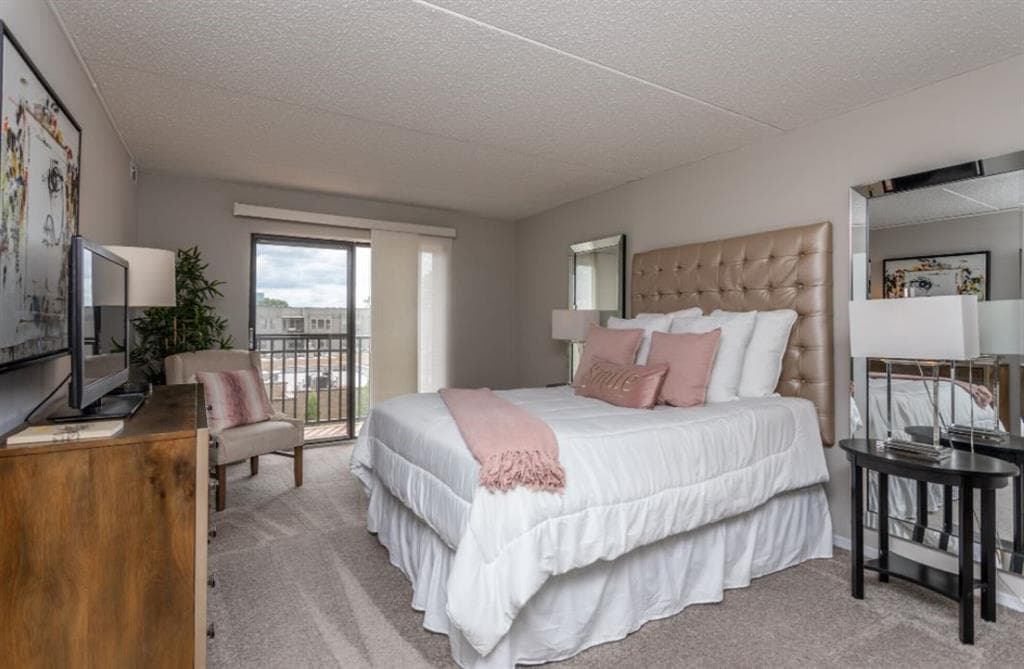 2 bedroom, 2 bathroom, 1,100 sq ft apartment for rent at 2460 Peachtree Road 1207, Atlanta, GA 30305 for $1,715 a month — photo 9