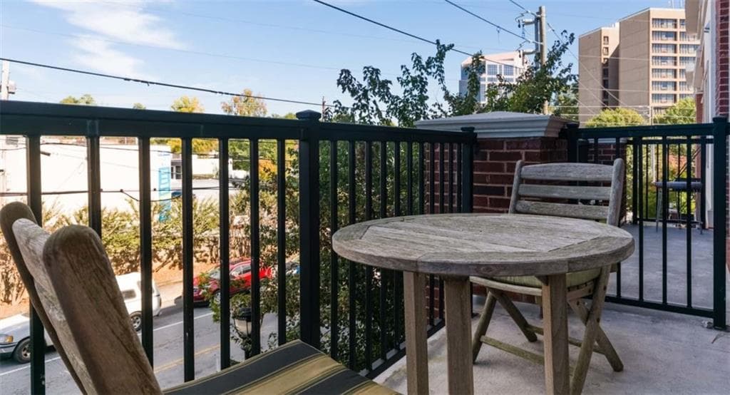 1 bedroom, 2 bathroom, 926 sq ft apartment for rent at 3645 Habersham Road 303, Atlanta, GA 30305 for $1,798 a month — photo 8