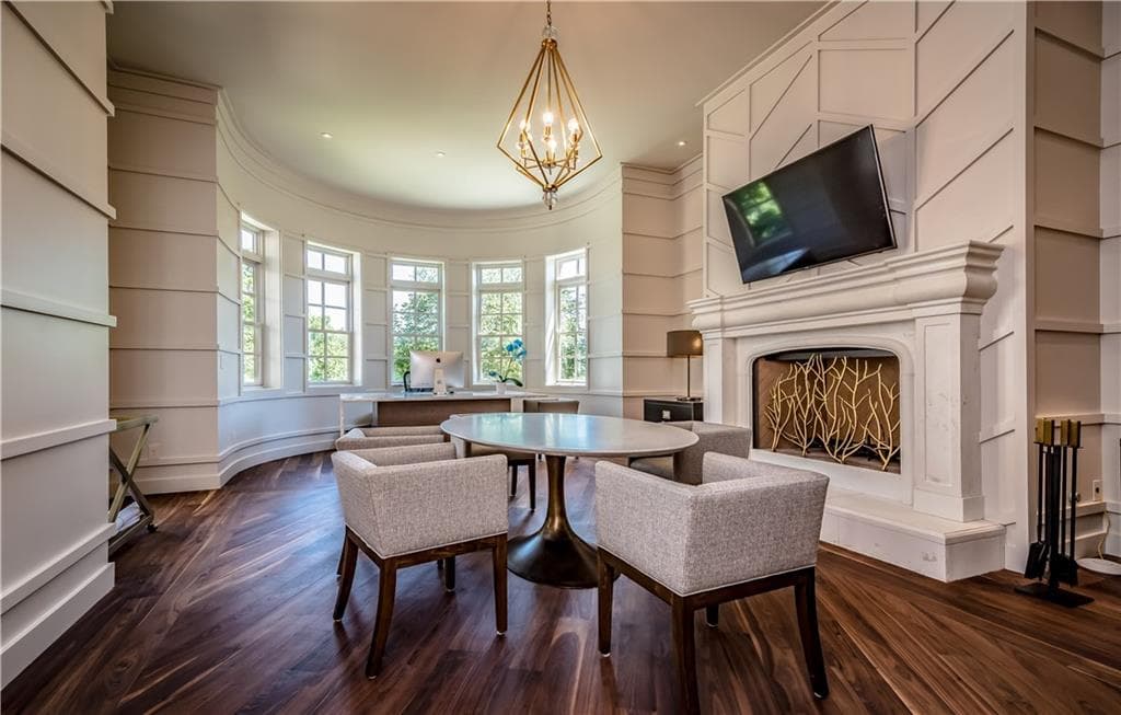 7 bedroom, 14 bathroom, 9,354 sq ft single family residence under contract at 16047 Manor Club Drive, Milton, GA 30004 — photo 4