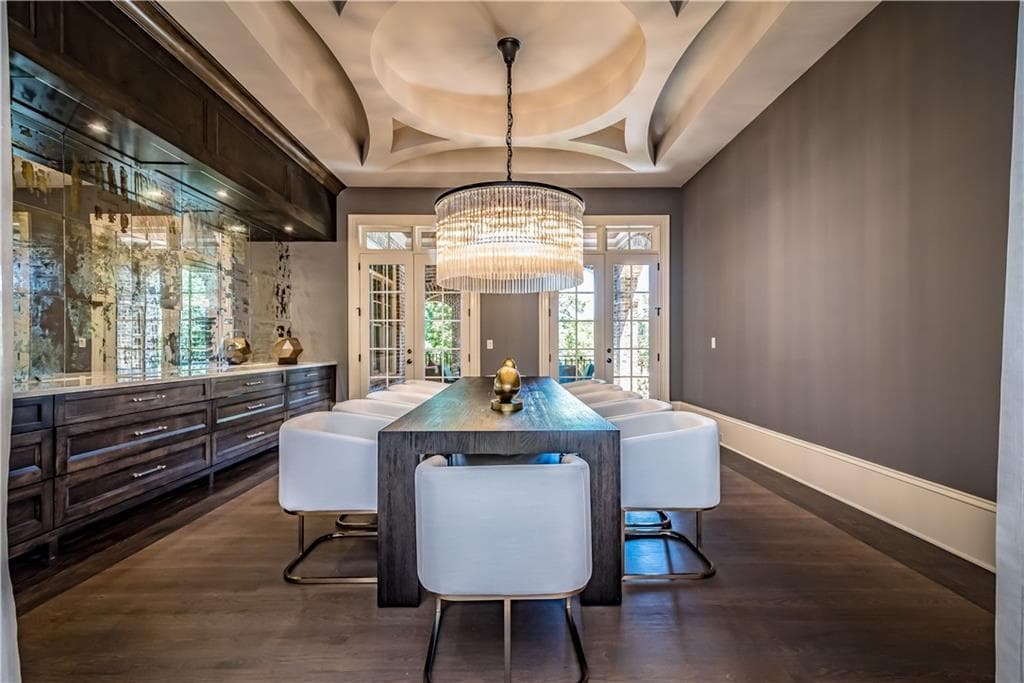 7 bedroom, 14 bathroom, 9,354 sq ft single family residence under contract at 16047 Manor Club Drive, Milton, GA 30004 — photo 5