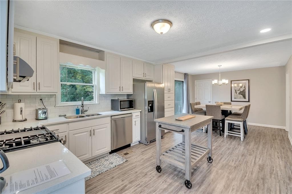 3 bedroom, 2 bathroom single family residence for rent at 209 Caboose Lane, Woodstock, GA 30189 for $4,750 a month — photo 7