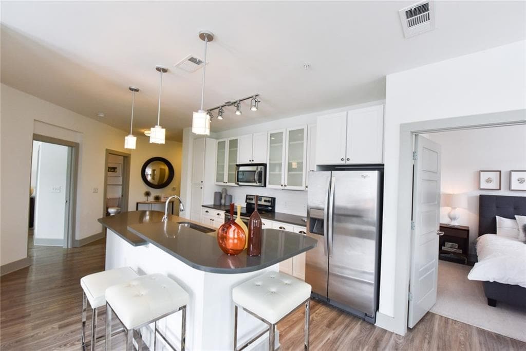 1 bedroom, 1 bathroom, 812 sq ft apartment for rent at 1213 Avalon Boulevard 4216, Alpharetta, GA 30009 for $2,140 a month — photo 9