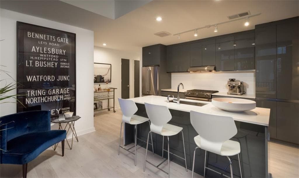 1 bedroom, 1 bathroom, 733 sq ft apartment for rent at 693 Peachtree Street 14B, Atlanta, GA 30308 for $2,417 a month — photo 5