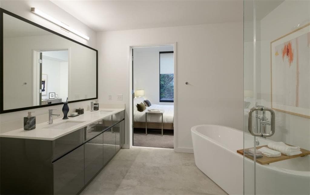 1 bedroom, 1 bathroom, 733 sq ft apartment for rent at 693 Peachtree Street 14B, Atlanta, GA 30308 for $2,417 a month — photo 9