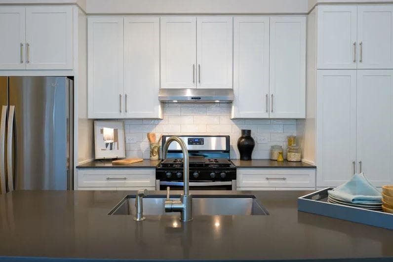 1 bedroom, 2 bathroom, 1,591 sq ft apartment for rent at 1180 Canton Street 203, Roswell, GA 30075 for $4,082 a month — photo 5