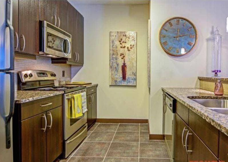 2 bedroom, 1 bathroom, 1,115 sq ft apartment for rent at 880 Glenwood Avenue 3383, Atlanta, GA 30316 for $1,935 a month — photo 2