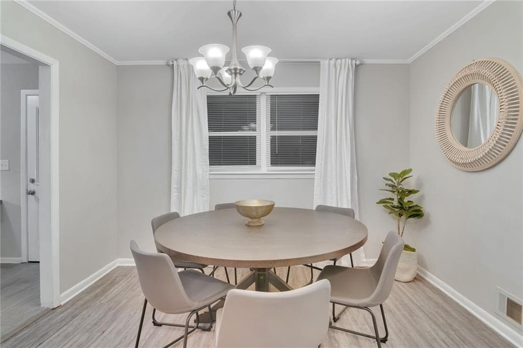 4 bedroom, 3 bathroom single family residence for rent at 577 Kurtz Road, Marietta, GA 30066 for $5,450 a month — photo 4