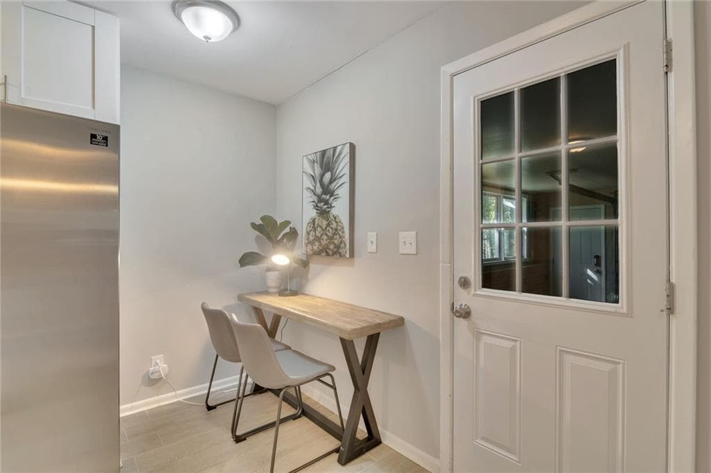 4 bedroom, 3 bathroom single family residence for rent at 577 Kurtz Road, Marietta, GA 30066 for $5,450 a month — photo 7
