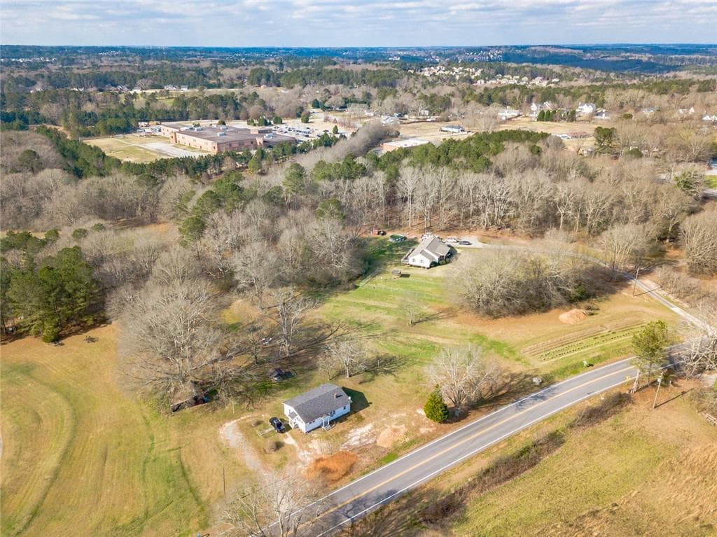 3 bedroom, 4 bathroom, 5,152 sq ft single family residence under contract at 928 Grayson New Hope Road, Lawrenceville, GA 30045 — photo 6