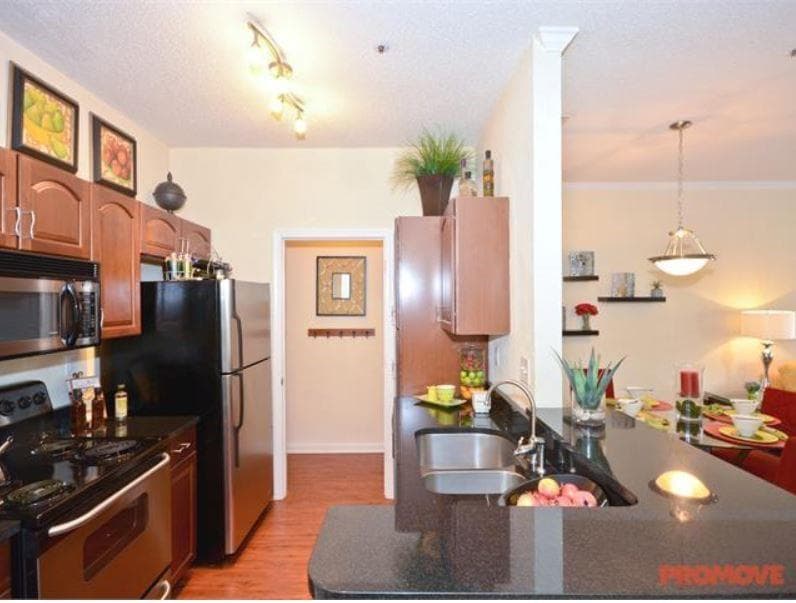 1 bedroom, 1 bathroom, 800 sq ft apartment for rent at 2124 Gables Drive 4219, Atlanta, GA 30319 for $1,315 a month — photo 2