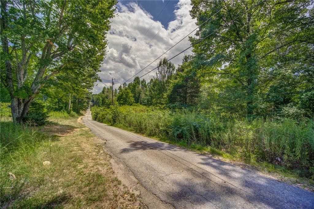 other under contract at 6400 Bells Ferry Road, Woodstock, GA 30189 — photo 5