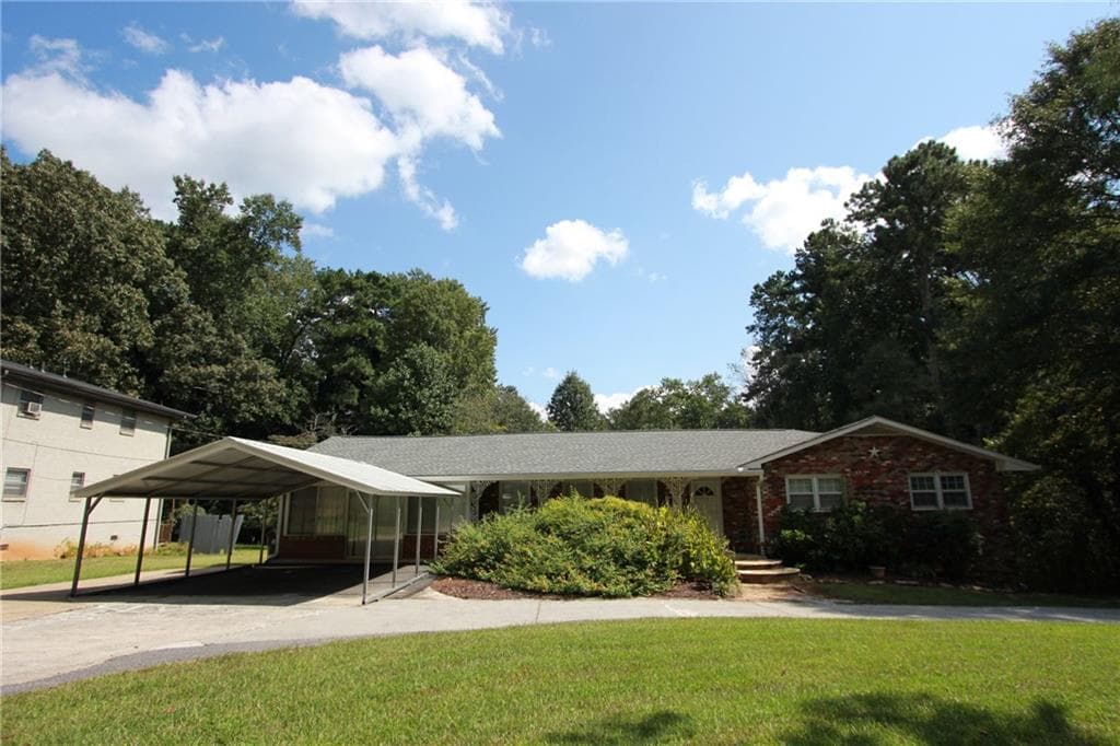 4 bedroom, 3 bathroom single family residence for rent at 2944 Piedmont Drive, Marietta, GA 30066 for $2,900 a month — photo 1 of 43