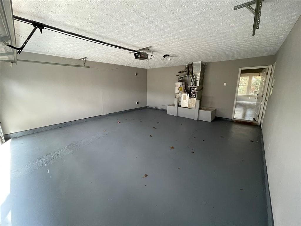 3 bedroom, 3 bathroom, 1,958 sq ft single family residence for sale at 2162 Anconia Circle, Lawrenceville, GA 30044 — photo 3