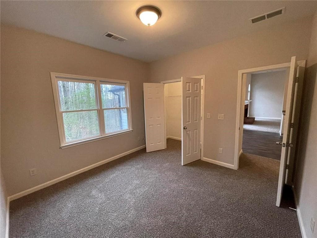 3 bedroom, 3 bathroom, 2,476 sq ft single family residence for sale at 3541 Gleneagles Court, Snellville, GA 30039 — photo 6
