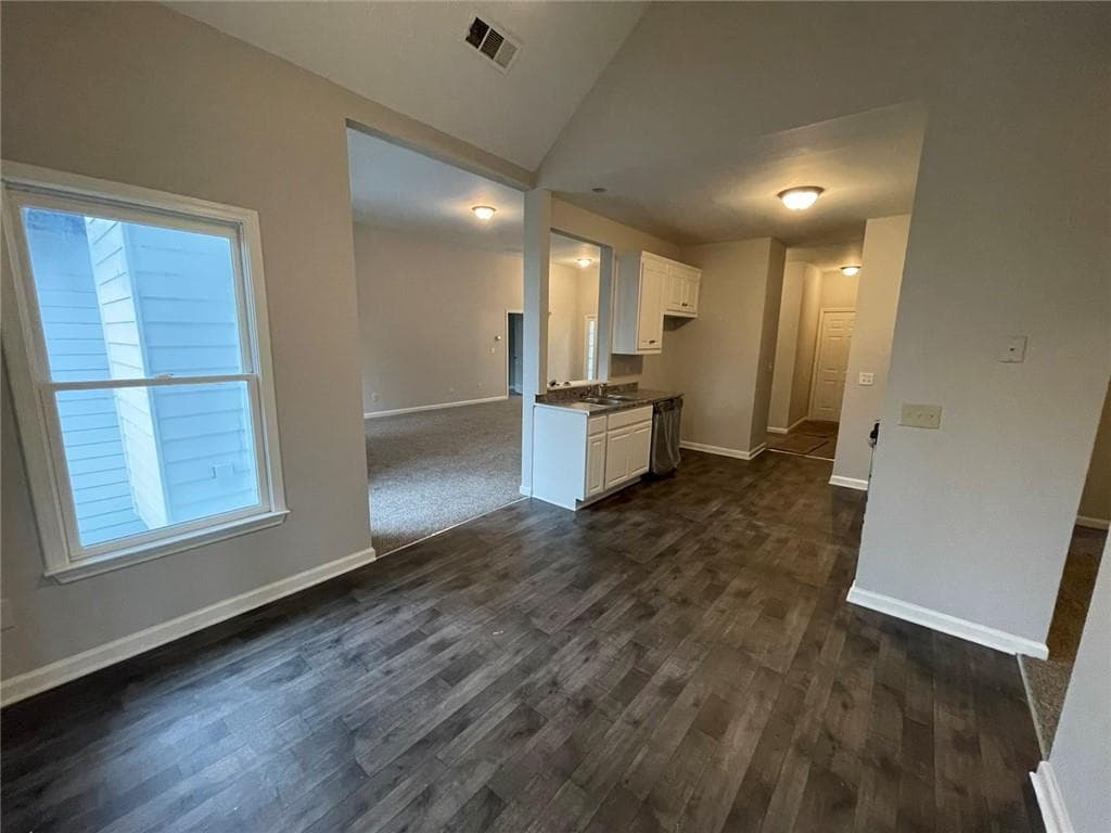 3 bedroom, 3 bathroom, 2,476 sq ft single family residence for sale at 3541 Gleneagles Court, Snellville, GA 30039 — photo 9