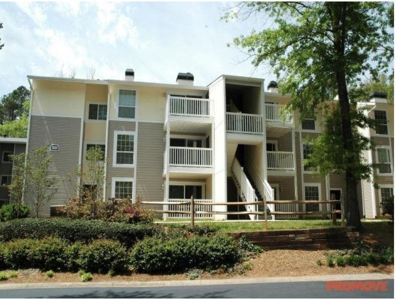 3 bedroom, 2 bathroom, 1,525 sq ft apartment for rent at 1500 Harbor Landing 300-0303, Roswell, GA 30076 for $1,820 a month — photo 1 of 7
