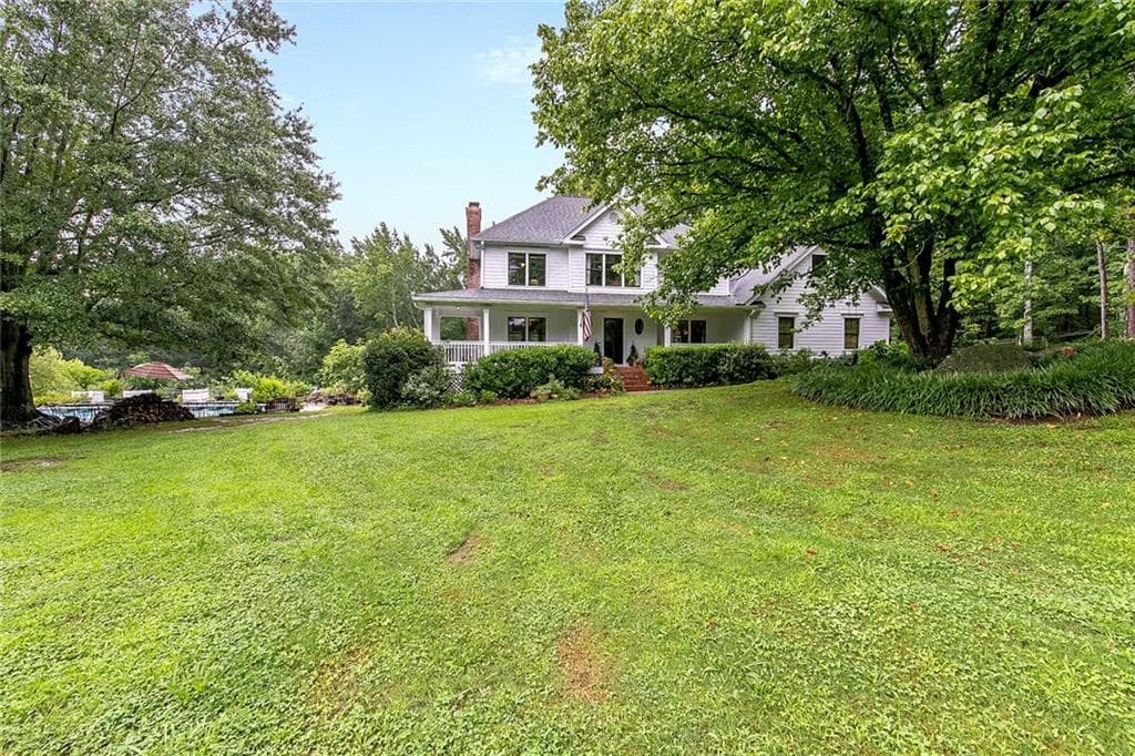 4 bedroom, 3 bathroom, 2,992 sq ft single family residence under contract at 2398 Maddox Road, Buford, GA 30519