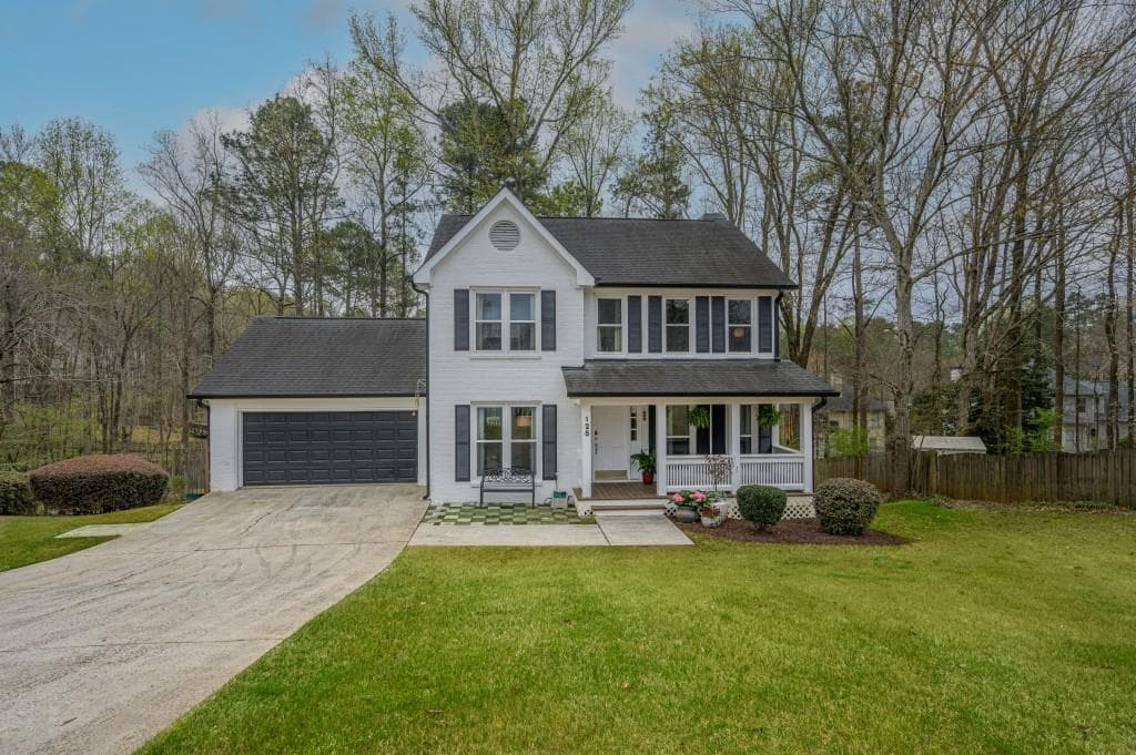 3 bedroom, 3 bathroom, 1,872 sq ft single family residence sold at 125 Compton Hall Drive, Alpharetta, GA 30005