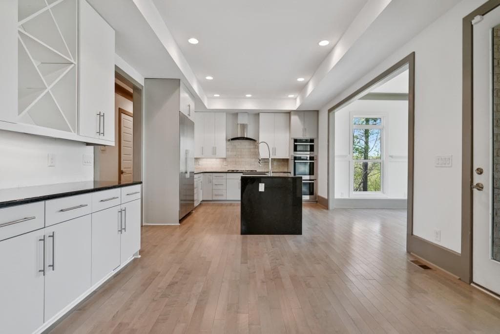 545 Cutwater Trail, Atlanta, GA 30328 — most recent listing photo