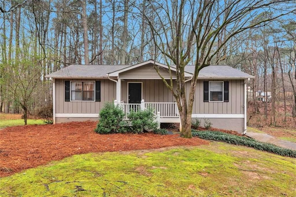 3 bedroom, 1 bathroom single family residence for rent at 4145 Dustin Drive, Acworth, GA 30101 for $3,995 a month