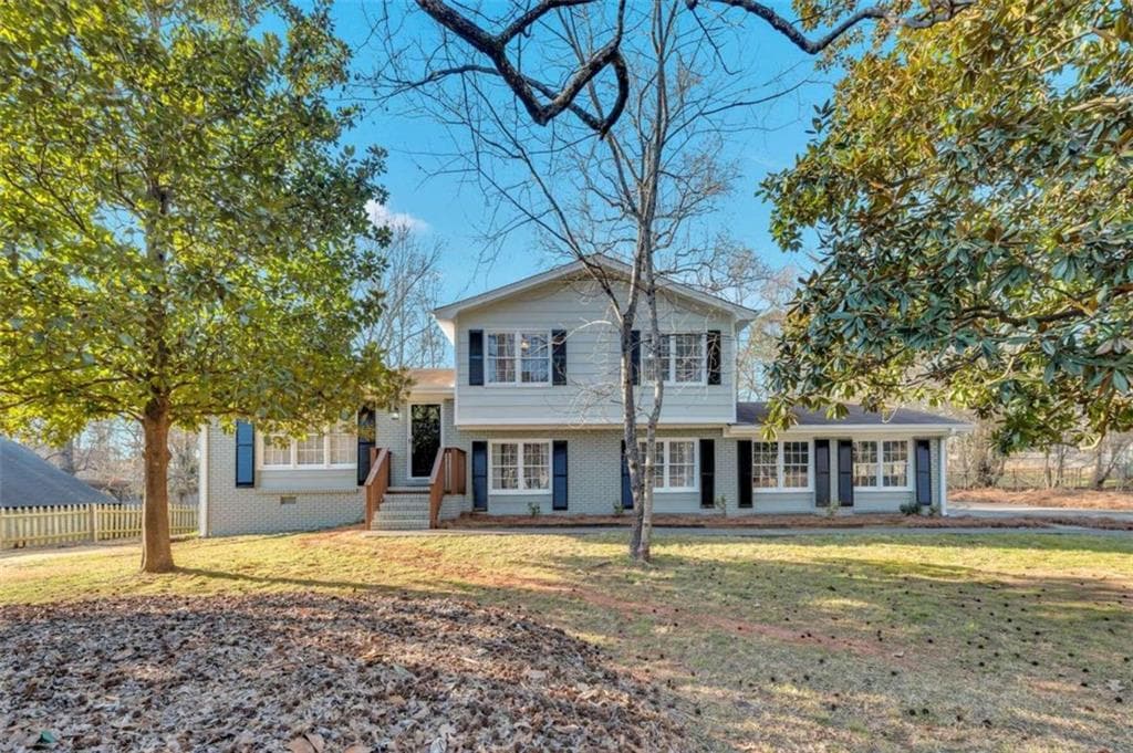 4 bedroom, 3 bathroom single family residence for rent at 5005 Maryland Drive, Acworth, GA 30101 for $5,950 a month