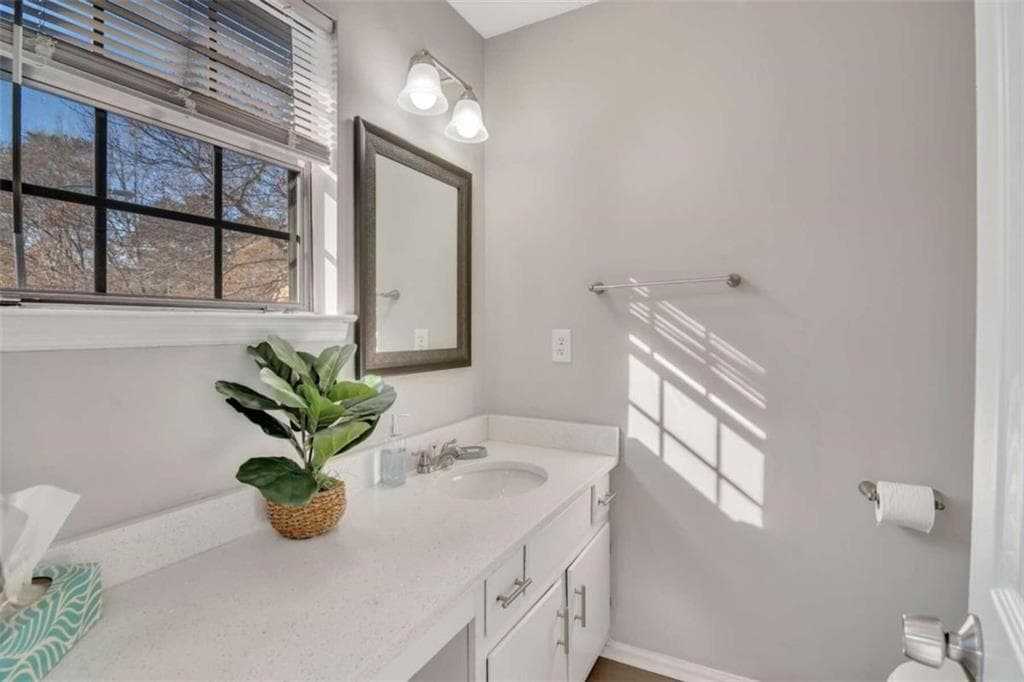 2 bedroom, 2 bathroom townhouse for rent at 1200 Falling Water Drive, Smyrna, GA 30080 for $3,750 a month — photo 9