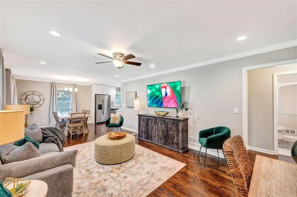 3 bedroom, 1 bathroom single family residence for rent at 1376 Sandtown Road, Marietta, GA 30008 for $3,750 a month